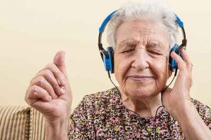 Beneficios de la musicoterapia para mayores.
